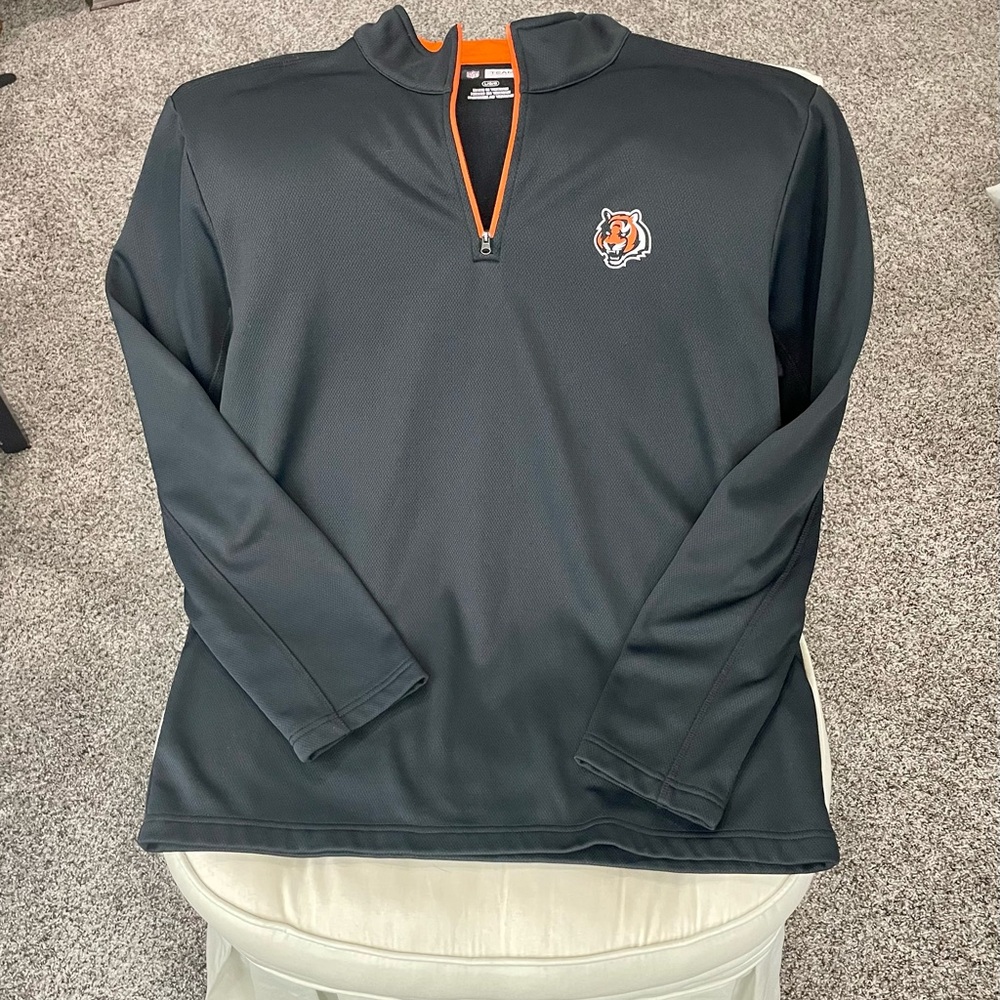 Men's Black Cincinnati Bengals Quarter-Zip Shirt